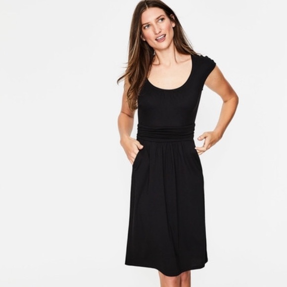 Boden Dresses & Skirts - Boden Margot Jersey Black Dress w/ Front Pockets